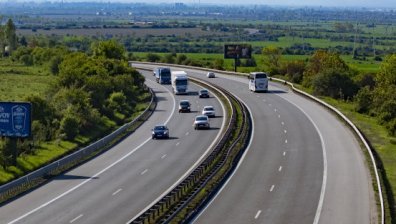 Сигнали от Helpbook за опасни кръстовища, интензивен трафик, катастрофи