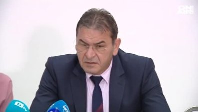 Дилян, хвърлил детото си от мост, остава в ареста. Обвиниха го в убийство