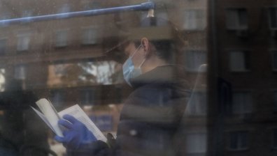 100 000 са глобените в градския транспорт в Москва за неносене на маски
