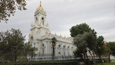 Благодарствен молебен за 3 март в Желязната църква в Истанбул