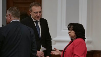 Ще отпаднат ли почивните понеделници след празници?