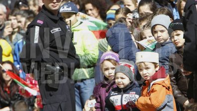Столичани отбелязаха Освобождението пред паметника на Незнайния воин