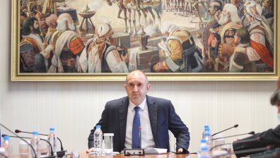 Румен Радев ще се срещне с млади учени на посещение в Пловдив