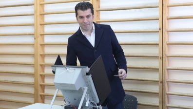 Съпредседателят на "Продължаваме промяната" избра машинния вот