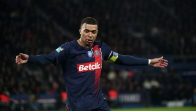 Мбапе няма да обяви напускането си на отбора до края на 1/4-финалите на ШЛ?