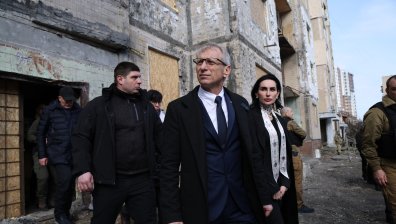 Едно е да слушаш за войната, друго да я видиш с очите си - Денков в Киев (СНИМКИ)