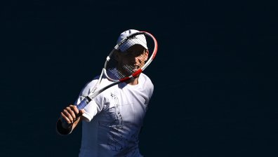 Доминик Тийм и Александър Звреве постигнаха трисетови победи