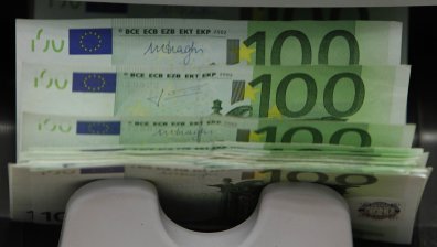 Общини и държавни институции започват да изчисляват тарифи в евро