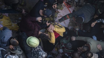 Няма данни за пострадали българи при рухването на многоетажна сграда в Кайро