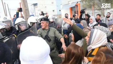 Нови сблъсъци край бежанския център в Солун