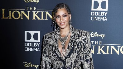 Избухна пожар в родния дом на Бионсе, обитателите се спасиха (+ВИДЕО)