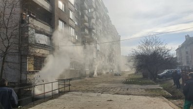 Пожар избухна в жилищен блок в столичния кв. "Гео Милев"