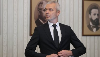 Костадинов: Задава се формат, в който Борисов ще е младшият партньор на Пеевски