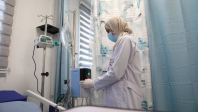 Израел удължи националната карантина до края на януари