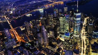 През XXI век всяка година е бил завършван поне един супервисок небостъргач