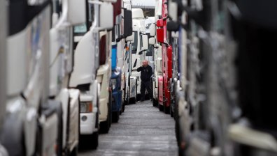Вдигнаха блокадата на границата с РСМ, тази със Сърбия остава затворена