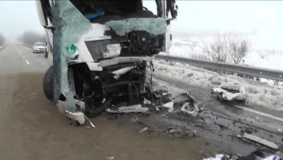 Катастрофа между турски ТИР и микробус край Видин взе жертва
