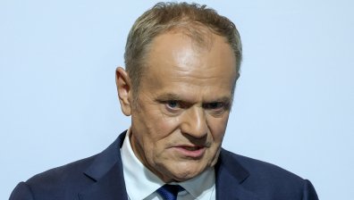 Туск предупреди за "пагубна дезинтеграция" на НАТО
