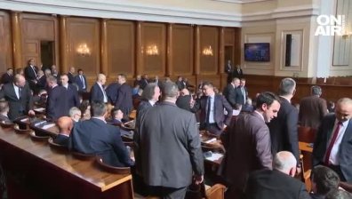 Поредица политически коментари за проектобюджет 2023: Ще бъде ли подкрепен?