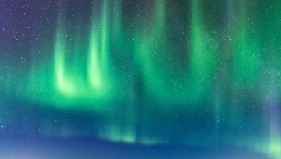 Аномалия доведе до зашеметяващи полярни сияния (+ВИДЕО)