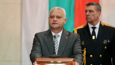 Емил Дечев за Емилия Русинова: Аз не мисля, че тя отрича фактите