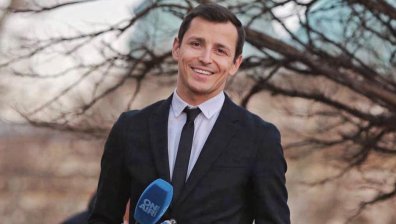 Политическият репортер на Bulgaria ON AIR Виктор Дремсизов сяда на стола на водещия в "Денят ON AIR"