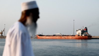 С 95% се е сринал корабният трафик през Ормузкия проток от началото на войната с Иран