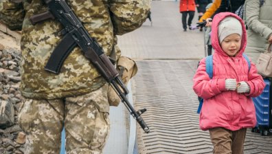 Уволниха руски водещ след призив: Удавете и изгорете украинските деца