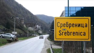 Хиляди отбелязаха годишнината от клането в Сребреница