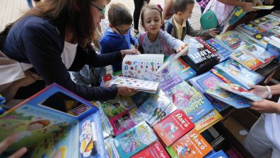 Стара хартия за нова книга