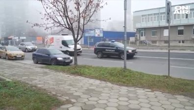 Ваксините пристигнаха и в Пловдив... в бус за кренвирши