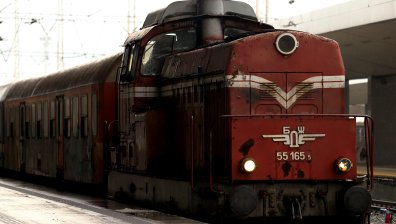 Незагасена цигара предизвика пожар във влака София-Варна снощи