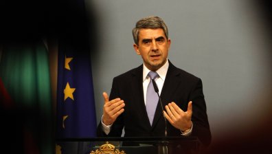 Росен Плевнелиев оставя на Румен Радев да назначи служебен кабинет