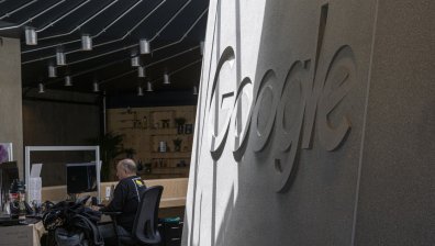 Самолети на Google ще летят над България, актуализират базата данни на компанията