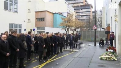 Франция почете паметта на жертвите от атаката срещу "Шарли Ебдо"