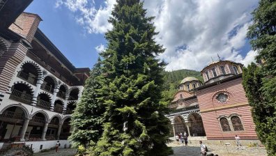 Нов голям пожар в района на Природен парк "Рилски манастир"