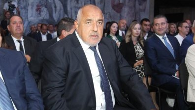 ГЕРБ-СДС предложили на ДБ да внесат общ проект за изпращане на оръжие в Украйна