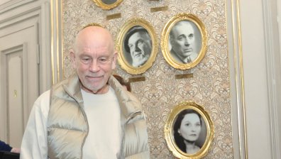 Министърът на културата за напрежението около Малкович: Да забраним ли Алеко Константинов?