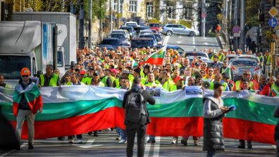 Браншова камара "Пътища" блокира 27 точки в цяла България