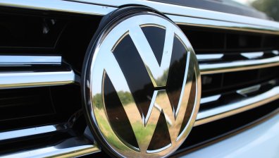 Volkswagen изтегля 100 000 електромобила в Европа заради дефектни батерии
