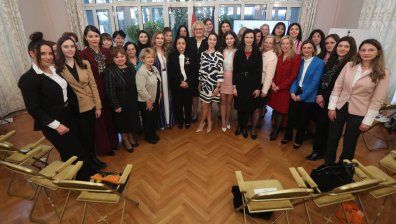 Мария Габриел: Външната политика се нуждае от по-голямо женско представителство