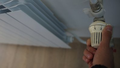 Аварии на "Топлофикация" оставиха хиляди столичани на студено