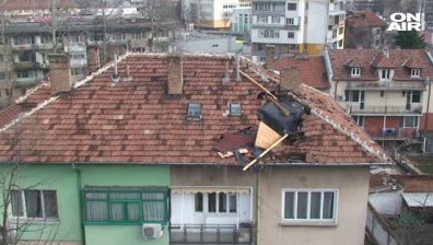 Враца пострада най-сериозно от бурния вятър