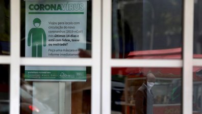 Бразилия в хватката на Ковид-19: Болниците връщат пациенти заради липса на легла