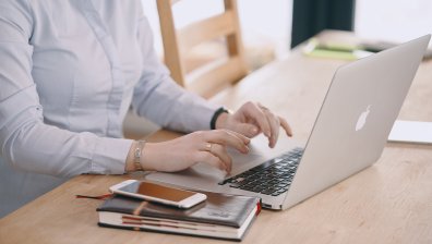 Поколението Z не стои заради заплатата: Какво кара младите да напускат работа?