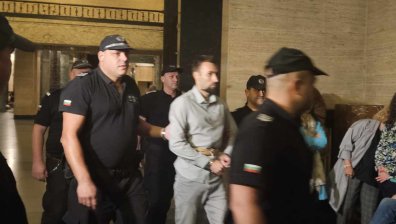 Доживотен затвор получи Орлин, убил и "погребал" в куфар съпругата си Евгения