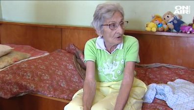 Да изкараш старините си без дом... Историята на баба Сия