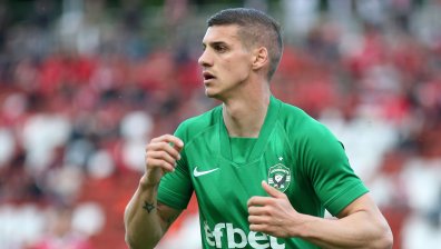 Десподов спечели делото срещу "Каляри", но не разтрогна с клуба