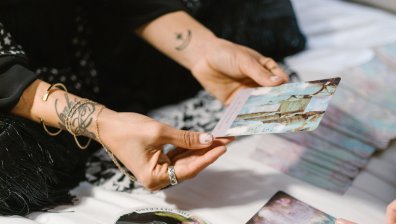 Ретрограден Плутон, три зодии не ги чака нищо хубаво