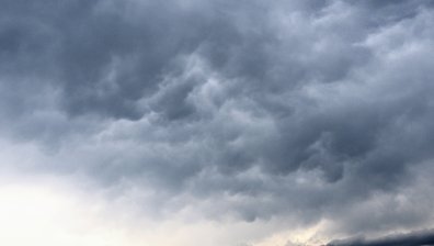Времето днес, 24 май: Валежи, гръмотевични бури и условия за градушки